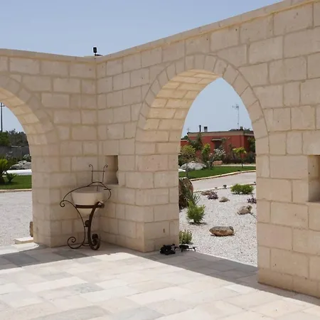 Villa Masseria Three Arches , With A Fantastic Pool *